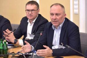 4-1-300x200 Import cementu spoza UE rośnie. Branża apeluje o rozszerzenie systemu SENT