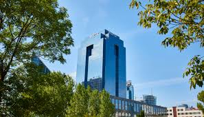 pobrane-1 V Tower: Drugie życie warszawskiej ikony architektury