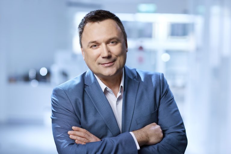 Bronislaw-Fijalkowski_Henkel Transformacja energetyczna przemysłu nabiera tempa. Hymon zrealizował kompleksowy projekt dla Henkel